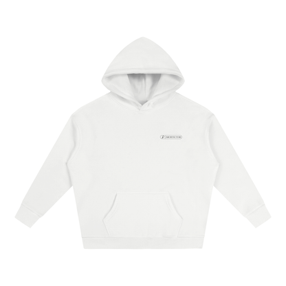 Oversized Fleece Hoodie - FINISSANT_MODÈLE_02